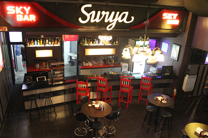 bar & bistro