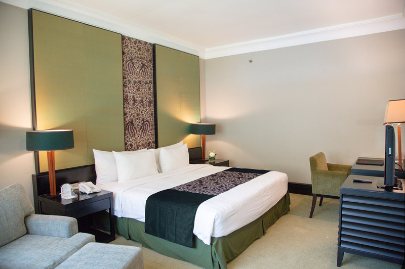 click to enlarge Signature Room