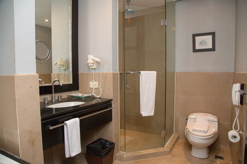 click to enlarge Signature Room
